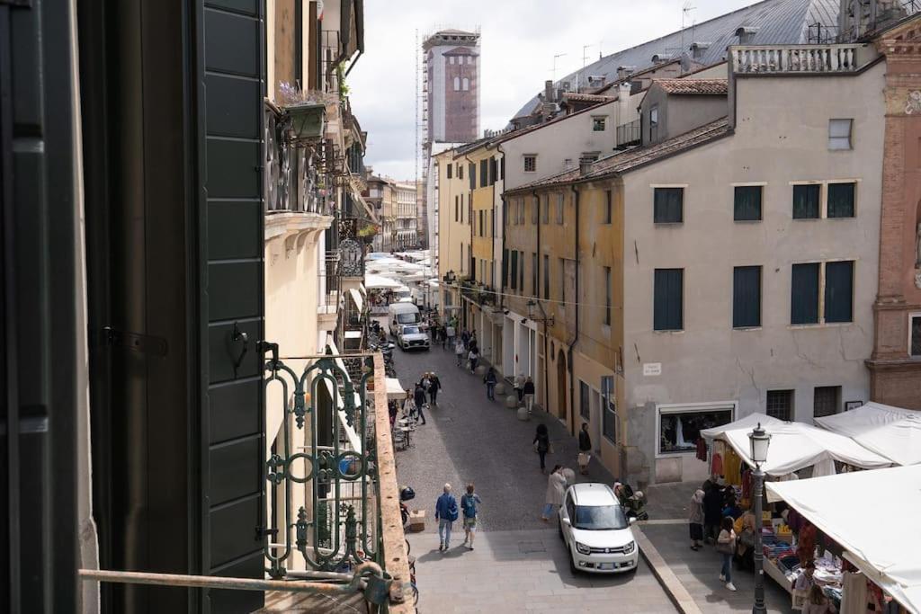 Enjoy Home - Appartamento Orologio, Piazza Dei Signori Padova Eksteriør billede